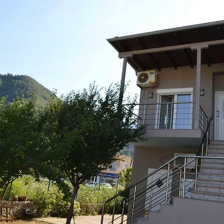 شقة Venia'S House سكالا بوتامياس المظهر الخارجي الصورة