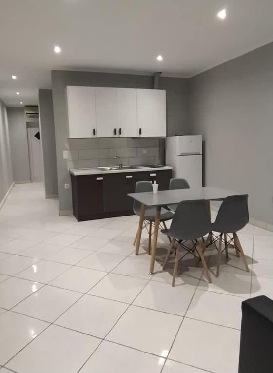 شقة Venia'S House سكالا بوتامياس المظهر الخارجي الصورة