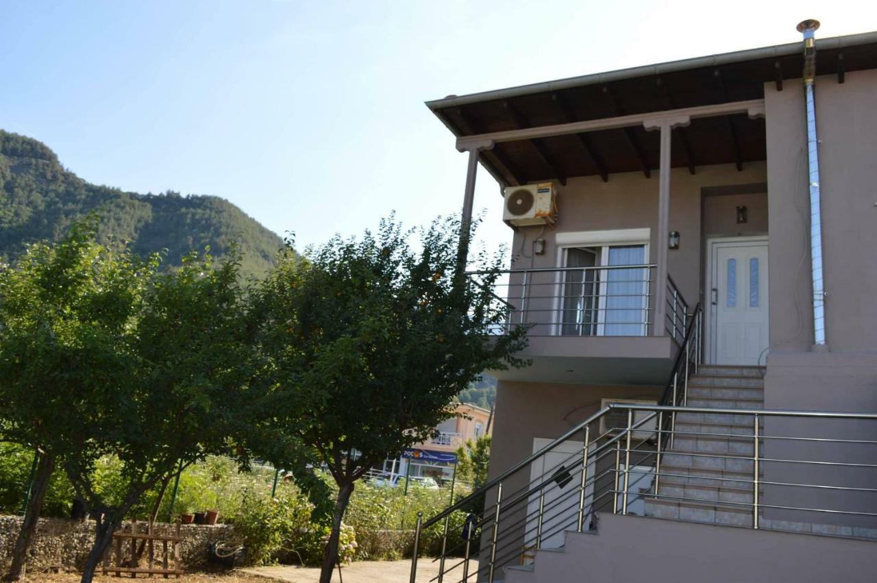شقة Venia'S House سكالا بوتامياس المظهر الخارجي الصورة