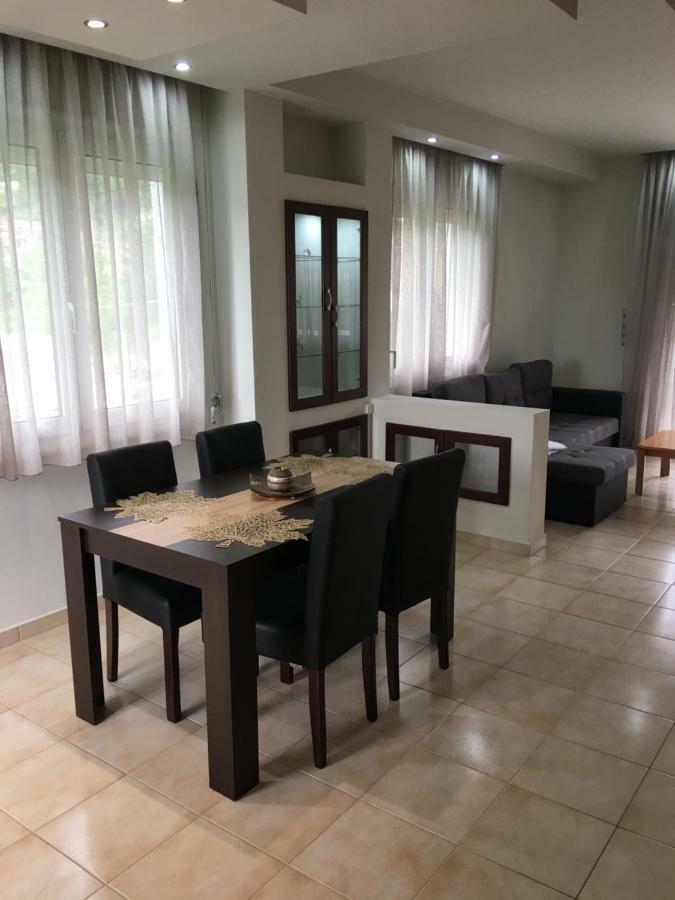 شقة Venia'S House سكالا بوتامياس المظهر الخارجي الصورة